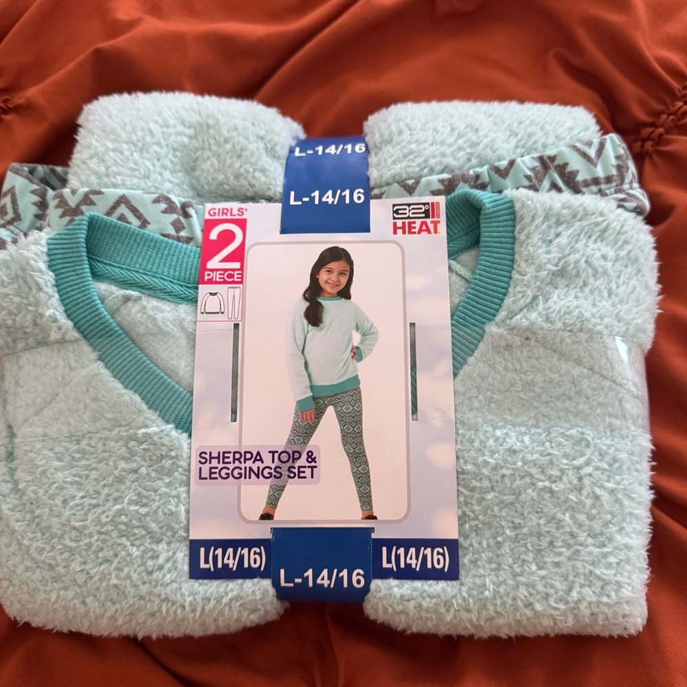 32 Degrees Girls' Sherpa Top & Leggings Set - Mint